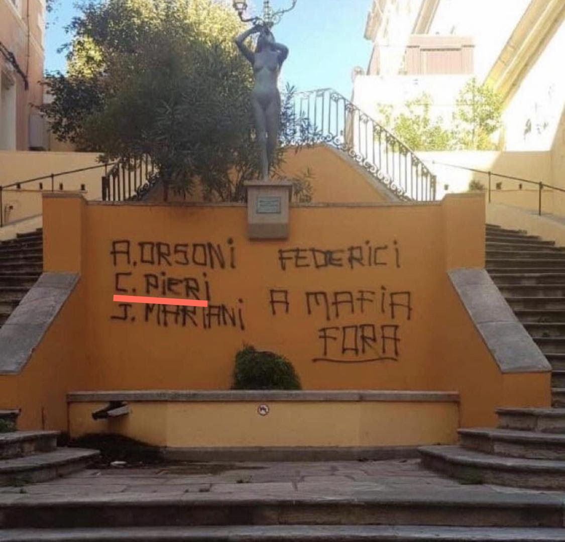 isulanabianchi's tweet photo. Septembre 2019
Mars 2022
Le sursaut #antimafia après l'assassinat de Massimu #Susini serait-il donc soluble dans le chaos ?
#CharlesPieri
Faites votre travail d'information réelle @FTViaStella : n'omettez rien.
@LeMediaTV @oroulot @edwyplenel @franceinfoplus @BenjaminIlly https://t.co/WMxE9Cue1p