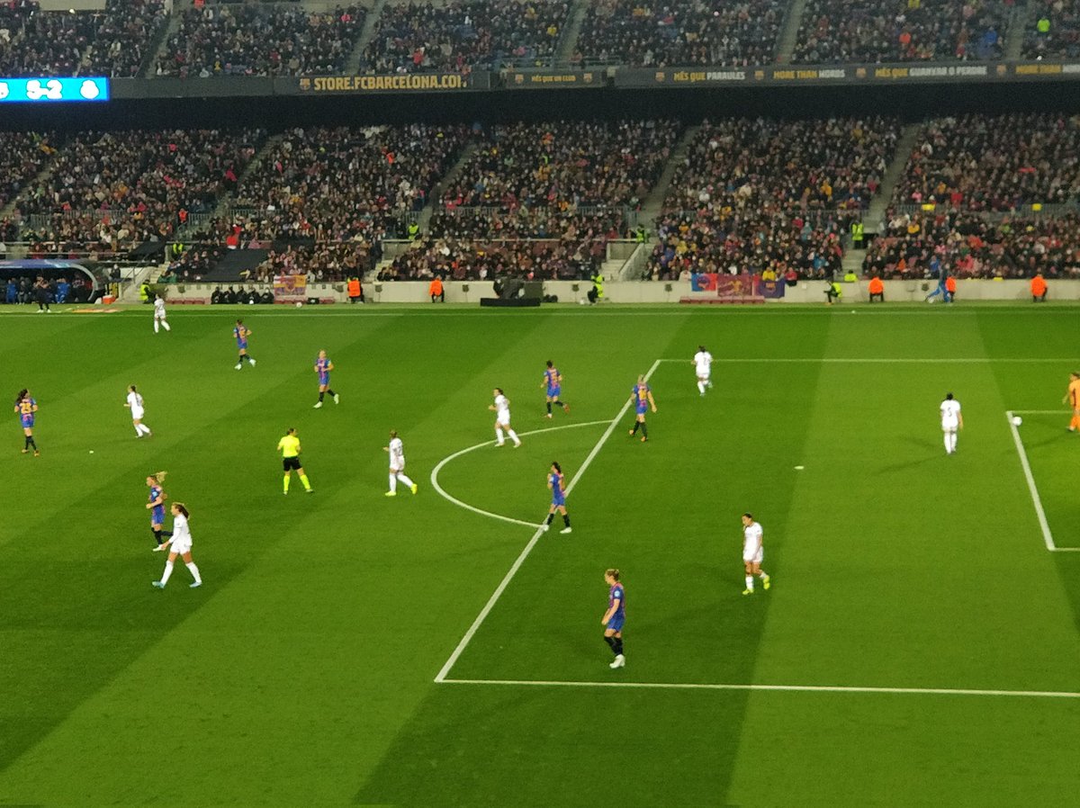 91.553 persones en un partir de futbol FEMENÍ. Com ens calien aquestes referents <a href="/FCBfemeni/">FC Barcelona Femení</a>