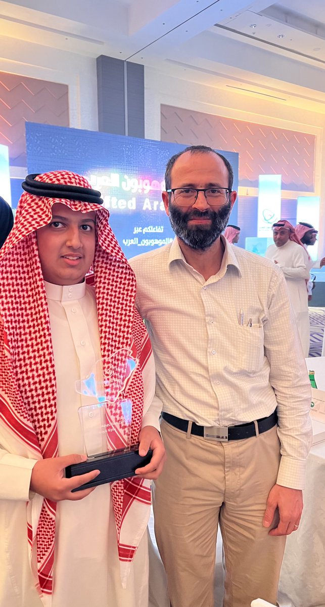 سعيد جداً بلقاء البروفيسور
أ.د نادر المصمودي
الفائز بجائزة الملك فيصل 2022 .
وأشكره جزيل الشكر على كلماته المحفزه
#موهبة #الموهوبون_العرب