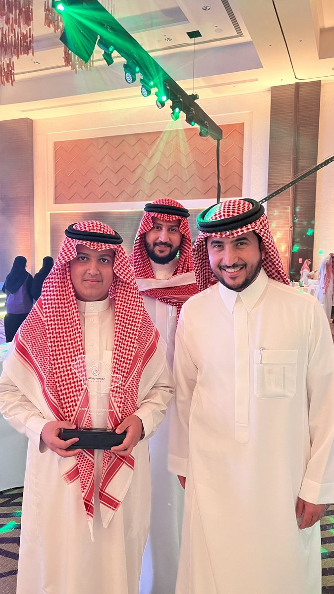 تشرفت بلقاء 
رئيس المجلس التنفيذي لـ #الألكسو <a href="/alecsoksa/">السعودية في الألكسو</a> 
الأستاذ هاني مقبل المقبل <a href="/Hani_Almogbil/">هاني المقبل</a>
 #موهبة #الموهوبون_العرب