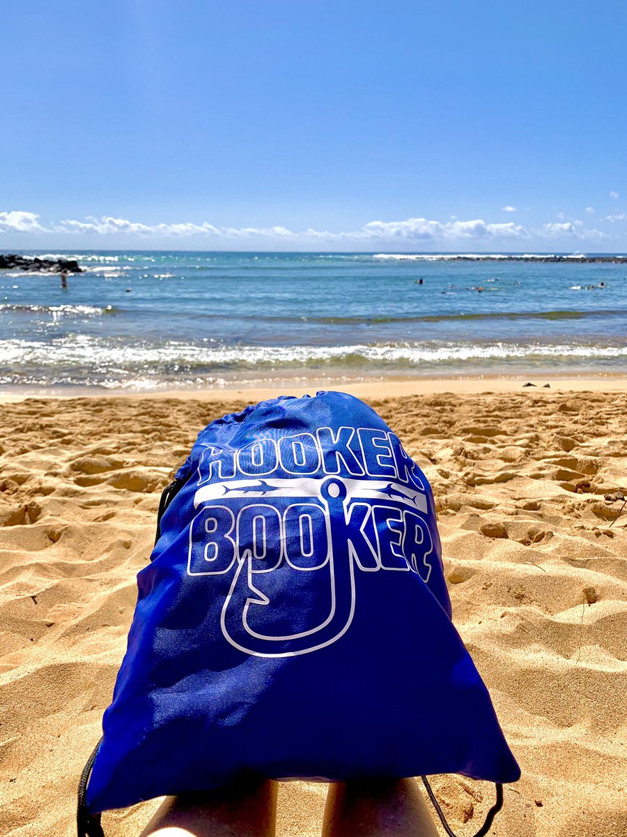 HookerBookerLLC's tweet photo. Thank you to our #HookerBooker friends in Hawaii for the shot! 📸
•
•
Click the link in our bio to find out more about @hookerbookerllc!!
•
•
#herefishyfishy #charter #charters #fishingcharters #islandvibes #chartercaptain #floridafishing #cca https://t.co/p75TG75PRb