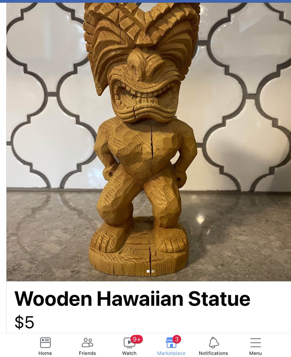 raynescomedy's tweet photo. I don’t care how decorative it is or how it will update my space…I’ve watched enough Brady Bunch vacation episodes to know this is bad news!
#hauntedhawaii #cursedobjects https://t.co/BcXYOvCQwh