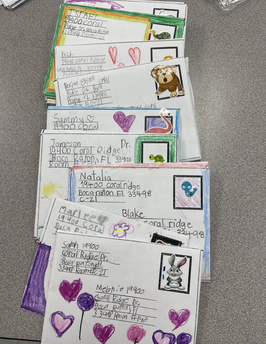 kinderwithkelly's tweet photo. My students are so excited to have their new pen pals in Ms. Barker’s class for our narrative nonfiction letters unit in writing!! Today they received their first letters from their pen pals and wrote back to their new friends. 🥳✍🏼📝 Ready to “mail” these out!💌📫 https://t.co/i1RkLajSie