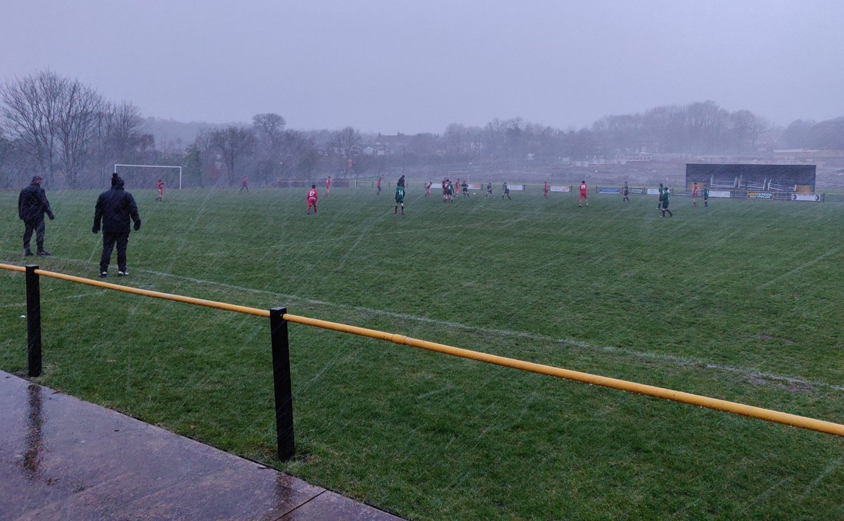 That weather!🥶 
Great battle against Wrexham winning 3-2.  <a href="/DevSchoolboys/">Flintshire Schoolboys Dev</a>