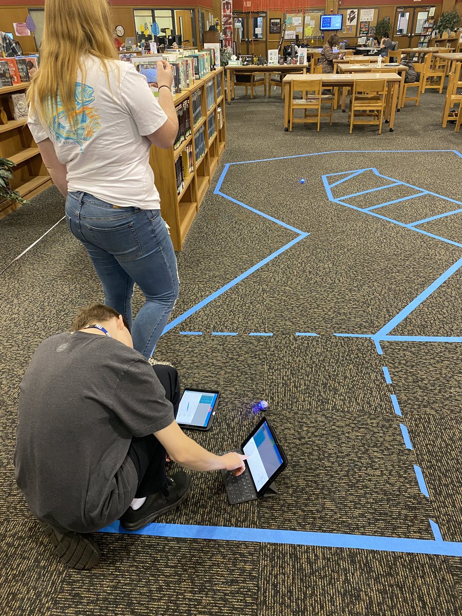 appersona's tweet photo. Day 2 of using SpheroMinis to show our trig in Geometry!!! @Marcus_HS @Kernse1 https://t.co/vvz9JcUVZj