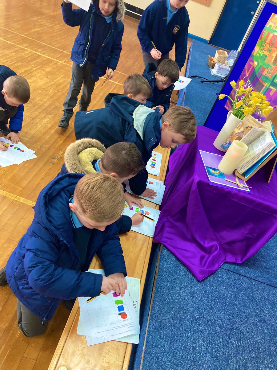 St_Leonards_RC's tweet photo. We’re going on a shape hunt! Holly Class exploring the school to find everyday objects and name the 3D shape…we even enlisted some Year Six helpers. Excellent mathematical language used by all! #stleonardsholly #stleonardsmaths #allthethingsIknow https://t.co/F8vjAti8YY