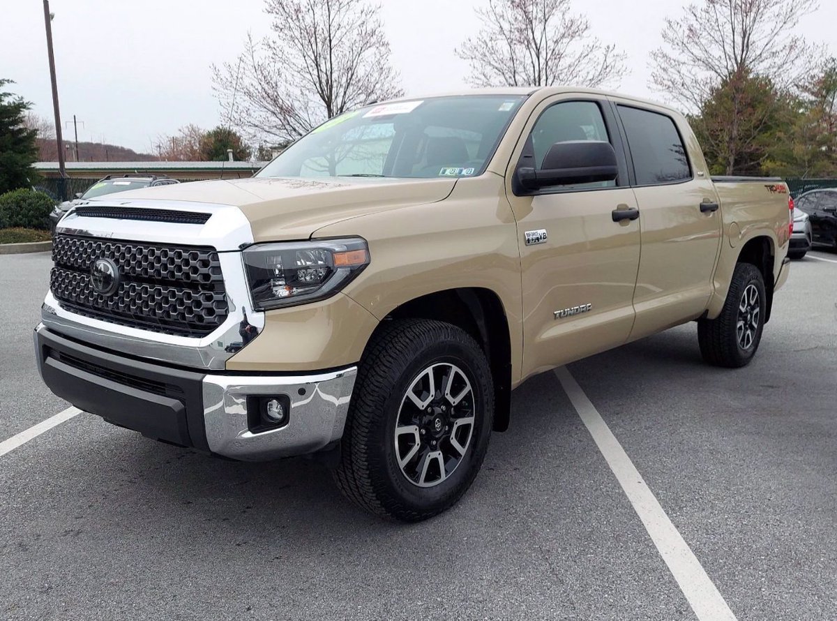 DelToyotaPA's tweet photo. We've got a #CertifiedPreOwned Toyota coming at you in the form of a #2019Tundra 4WD SR5: https://t.co/Y7vMDc9YR6.

Stainless Steel Door Edge Guard
All Weather Liners/Door Sill
TRD Off-Road Package https://t.co/iobj85Mlby