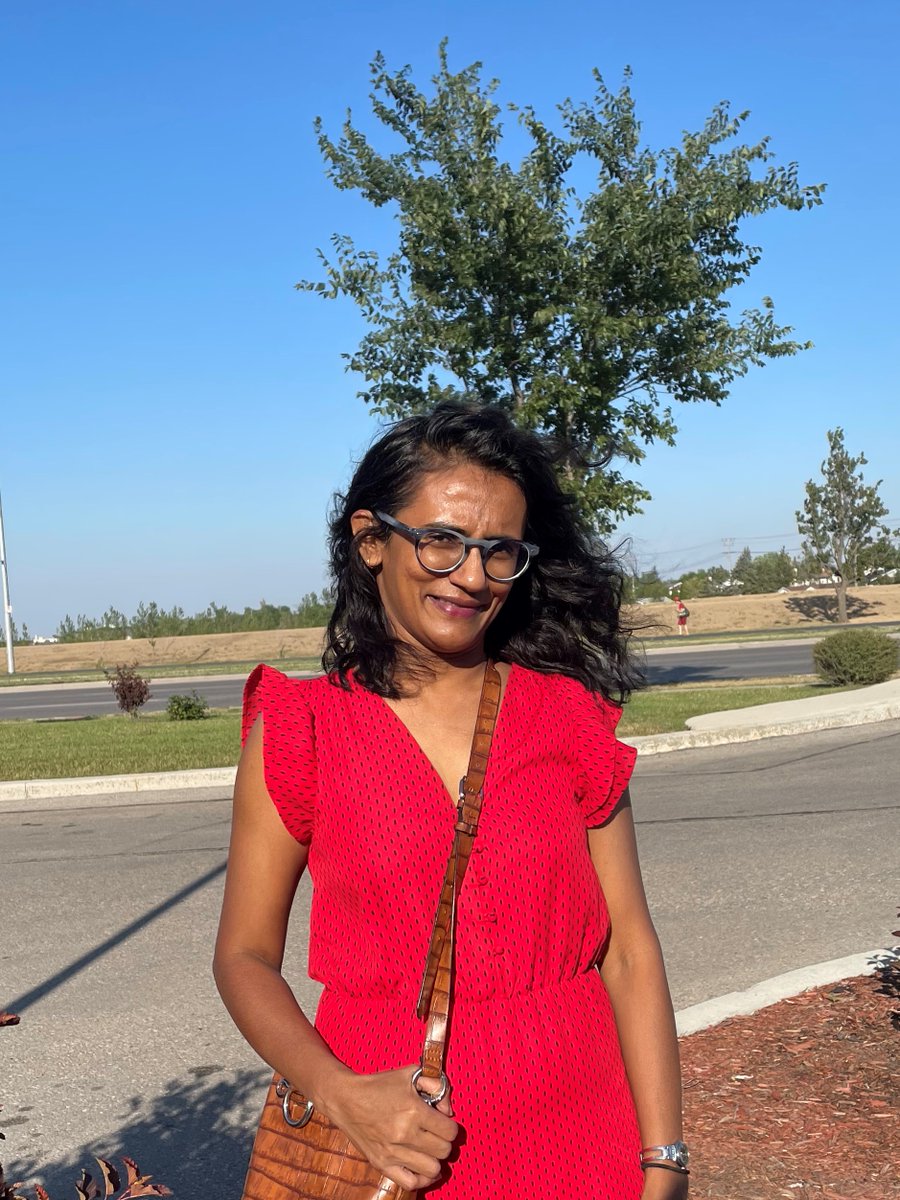 CMU_CSOP's tweet photo. Reezwana Yadallee heard that Mary Jo Leddy was teaching “Refugees and Displacement, Learning to Extend Hospitality” at #2021CSOP and knew she could not miss it. “She inspires a lot of us just because of her way of seeing the world.” Read Reezwana’s story: https://t.co/ORhhzHKpuS https://t.co/aGBcwF6X4p
