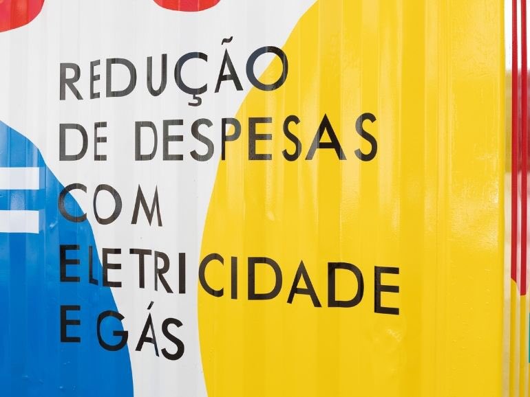 JoaoPGouveia's tweet photo. O nosso projecto “Ponto de Transição”: Um modelo inovador de ações de proximidade para combater a #pobrezaenergética em destaque na @ambientemagpt @CENSEFCTNOVA @FCGulbenkian @ENA_Agencia #RNAE #energypoverty #OSS https://t.co/up0Pc9mfJ8