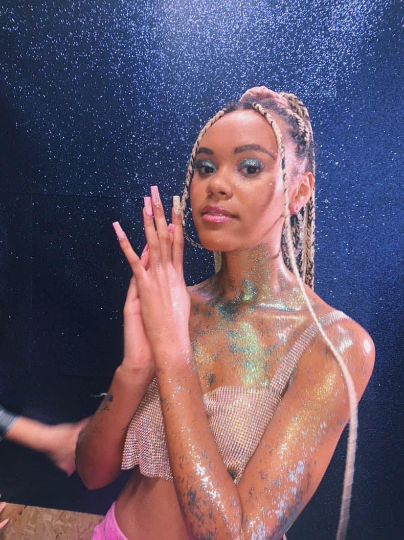 lucyydk's tweet photo. the rumours are true. i’m back bitch! the rebirth is upon us. i really went from 2021 sad girl ™️ to 2022 bad girl ™️ 🌍🌍. So get ready cuz... 

new music next month 🍇💧💘 https://t.co/ai04HsZv1g
