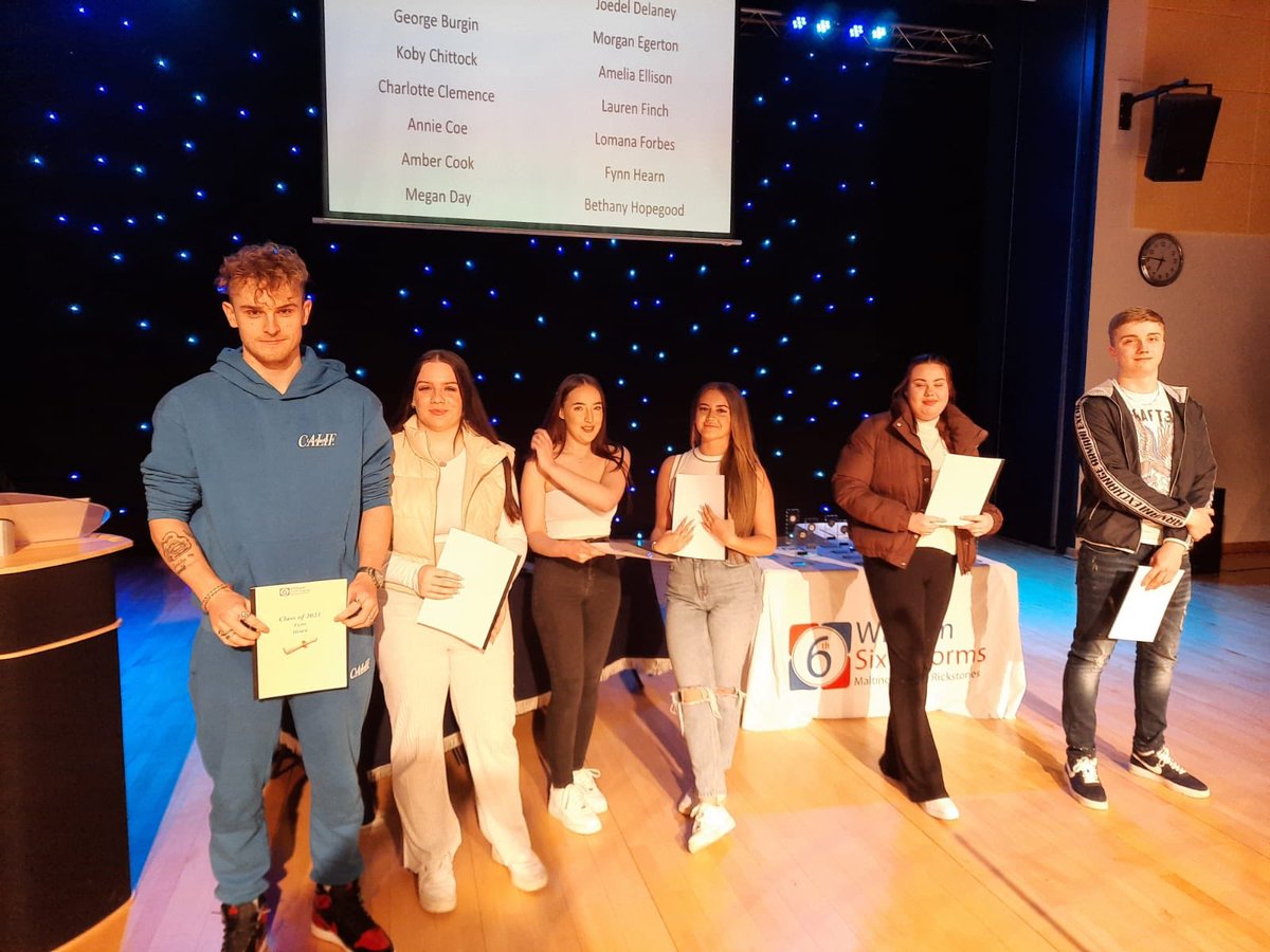 Witham6thForms's tweet photo. It’s been a busy week at Sixth form celebrating class of 2021 on Monday &amp; tonight we had pleasure of watching our year 13 music students performances well done @Witham6thForms #achievements #celebratingsuccess https://t.co/4A5q9UNrHl