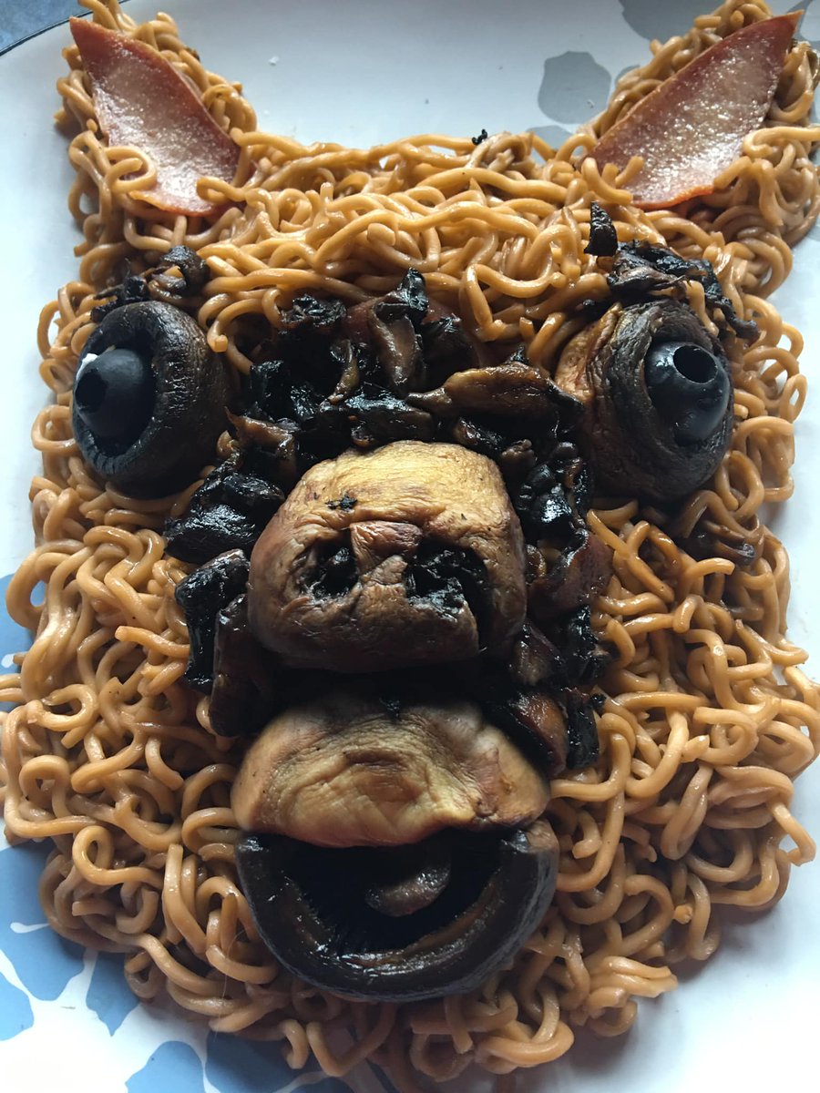 BarneySimon's tweet photo. Being very creative. Need a name for the dish. #MasterChefSA https://t.co/cyCCkNh2vi
