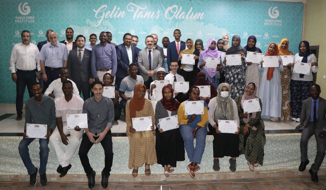 صورة عائلية: الاخوة و الاخوات 🇹🇷🇸🇩