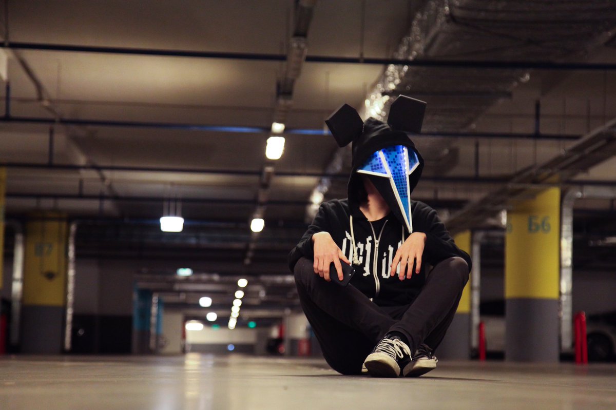 "Don't you ever just get bored?"

[Cosplay by @/SYST3M_3RR0R]