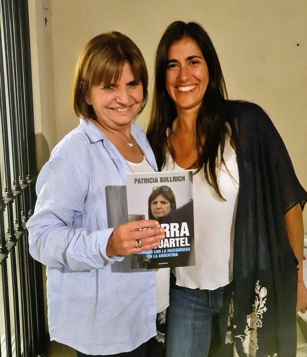 NataliaBSalvo's tweet photo. Jimena De la Torre, ex jefa de Gabinete de AFIP y UIF entre 2015/2019, es candidata al Consejo de la Magistratura por la abogacía. Se referencia en la agrupación Abogados en Acción que es JxC.
El Consejo como herramienta de apriete, igual que la UIF y AFIP durante el macrismo. https://t.co/inYiGL8Lxp