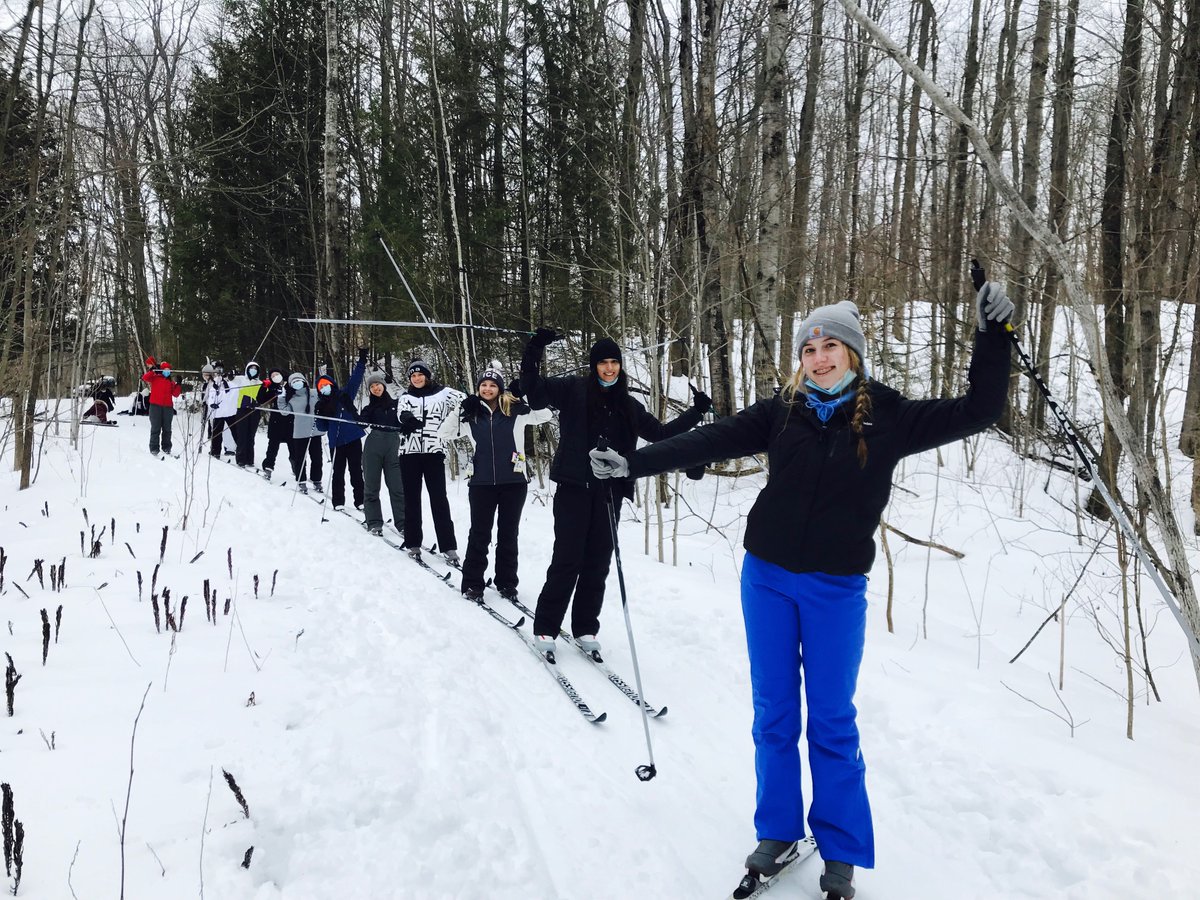 trafalgarcastle's tweet photo. For Beyond the Castle earlier this year, students enjoyed experiential education at ALIVE Outdoors. Students worked on their personal development by engaging meaningfully outdoors. Thank you @ALIVEOutdoors for these wonderful pictures! #BeyondtheCastle #ItsAGirlsWorld #Community https://t.co/e1b3K44c92