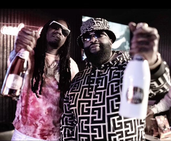 sikiapp's tweet photo. We are happy to announce one of the first major features has been released on the siki platform NFT’d on Hedera!! @DJCLUE @TOGREEN Featuring @RickRoss 💎🔥
Only 200 will be available. 
Much more to come stay tuned!🚀

@HBAR_foundation @hedera #HBAR #siki https://t.co/iBqSjHBmbB
