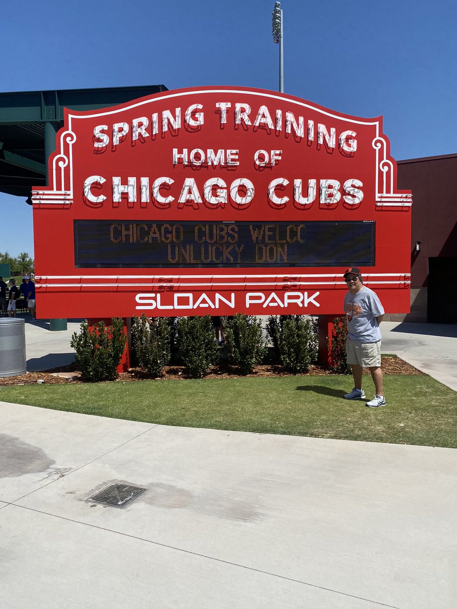 UnluckyDon's tweet photo. Hey hey, it’s @UnluckyDon at @SloanParkMesa. #springtraining22 https://t.co/Yxwwy4n6VT