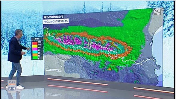 eltiempo_atv's tweet photo. Hemos comentado los espesores de nieve que se pueden recoger en el #Pirineo desde hoy hasta el sábado con la web @SnowForecast 
Las advecciones del norte tan marcadas no dejan mucha #nieve en #Aragón pero entre aire muy frío en altura.
Todos los detalles: https://t.co/jmRY7a4M0D https://t.co/lvYA6F7kkc