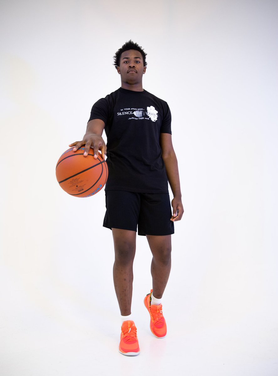 STCritics_'s tweet image. Black Ops 🥷🏽. 

#SilenceTheCritics🤫