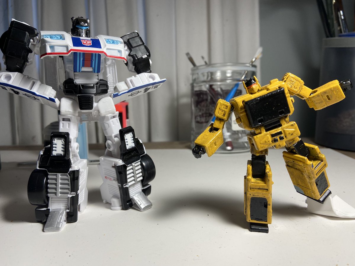 SplendidEhhg's tweet image. I finished my weirdest obscurely custom yet!!!! The Lever transformers from FOC!!! #Transformers #Macadams #TransformersFOC #Cybertron