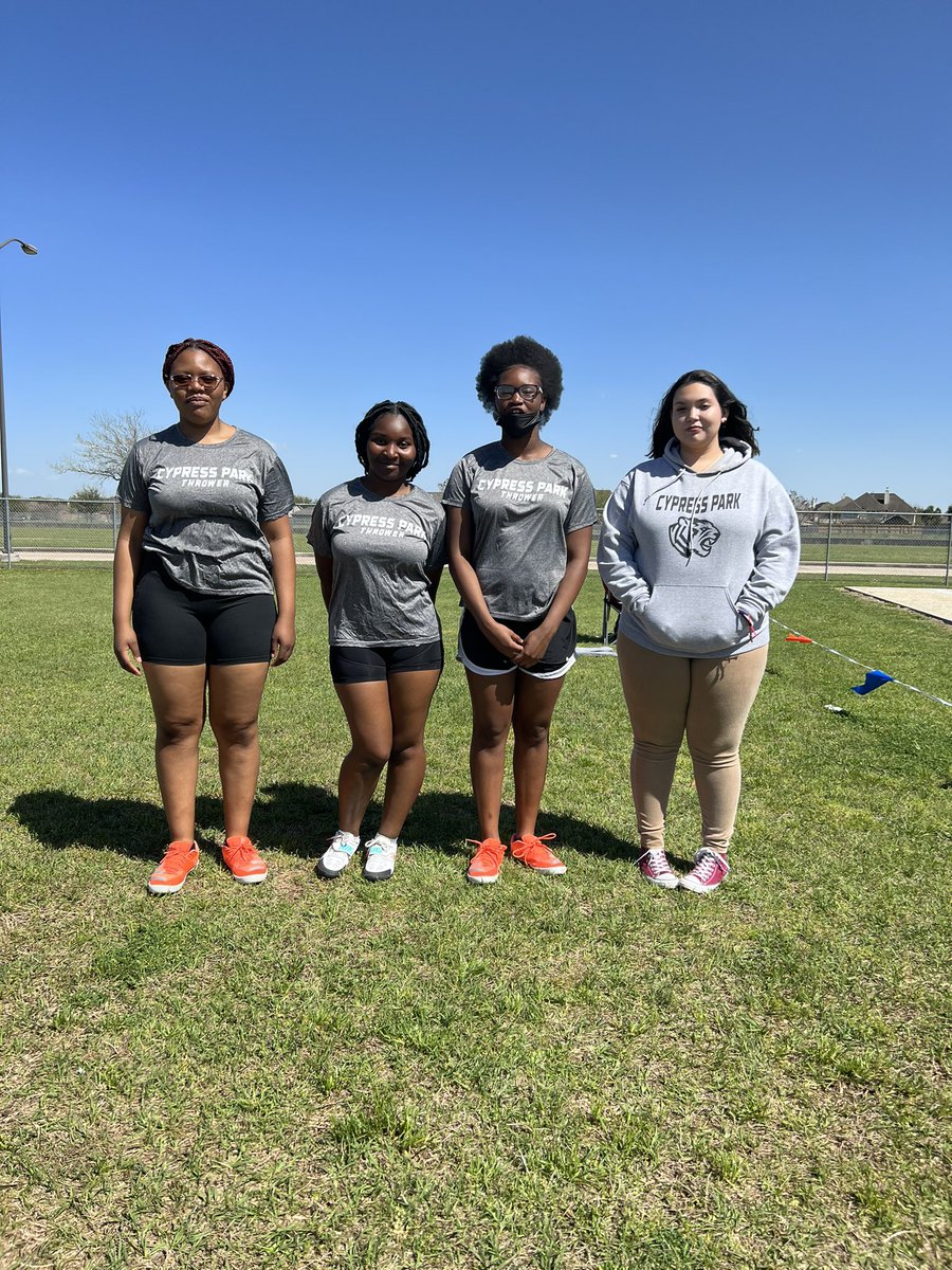PhineEnough's tweet photo. LETS GOOOOO #JVDistrict #ShotPut #WeReady #ThrowOneDeep #TigerNation https://t.co/MxziQDel1q