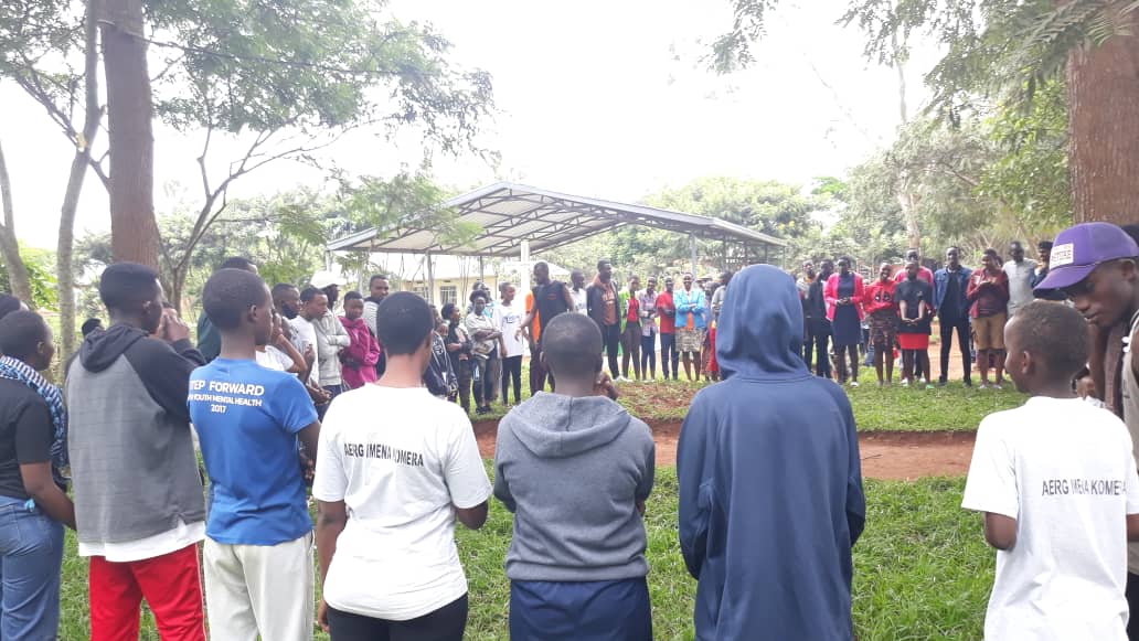 IBUKAYouth's tweet photo. #AERGGAERGWeek  ni umwanya mwiza wo gukora ibikorwa  n'ubuvugizi bitanga ibisubizo ku bibazo bitandukanye bikibangamiye iterambere n'imibereho myiza y'abarokotse Jenoside yakorewe Abatutsi, dukomeza no gusigasira amateka yacu.
#Kwibuka28 https://t.co/NTFQnp7KPu