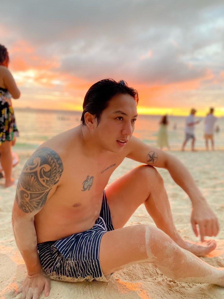 AldoydaBarb's tweet photo. Breathe in the Sunset 🌅 https://t.co/IULdC0iJfk