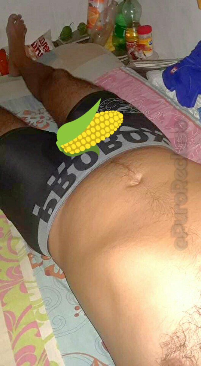 PuroRecluso's tweet photo. __________________
🔥VÍCTOR IVÁN🔥

Sabroso convicto que sigo teniendo el placer de comer...

Me encanta como le ajustan sus bóxer de lycra.

Síguenos @PuroRecluso
❤️✓
��✓ https://t.co/0bIdWEaGYP