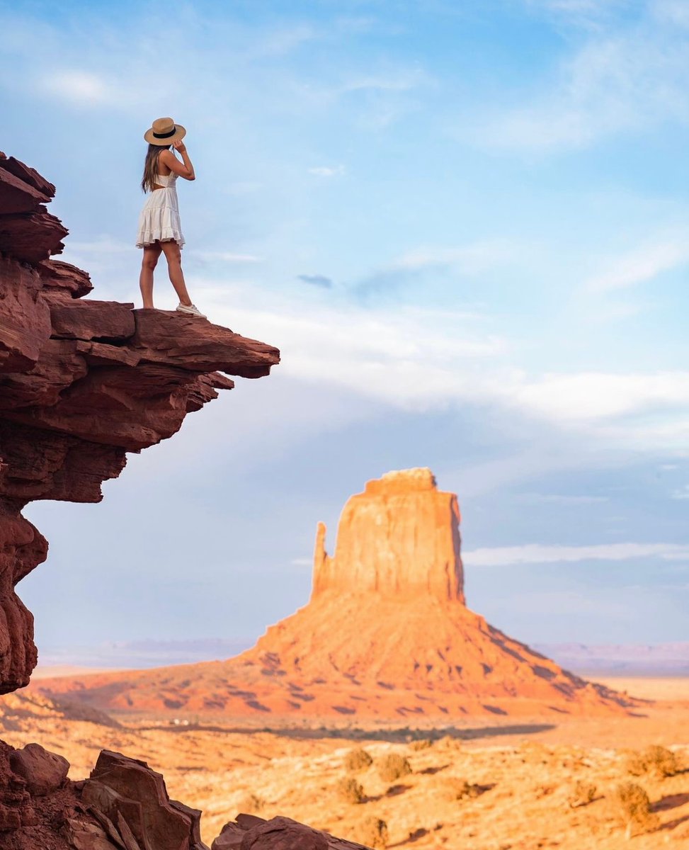 Take yourself to new heights at one of Utah's most magnificent viewpoints!  
 
Monument Valley is a more than worthy travel destination for those looking for a remote getaway. 

Photo via <a href="/breezydaysahead/">Bri Amato</a>

#UnaTravel #monumentvalley #monumentvalleynavajotribalpar