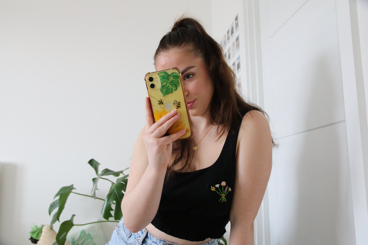 💐 Sometimes all you need are a few flowers to brighten up your day 💛💐

zoe-ware.com/product/flower…