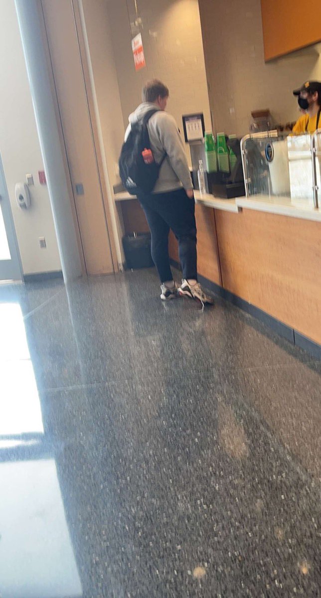 #BenKohls spotting!!!! Ben picking up his favorite meal of the day! Lunch time burrito 🌯🌯 #fansubmission