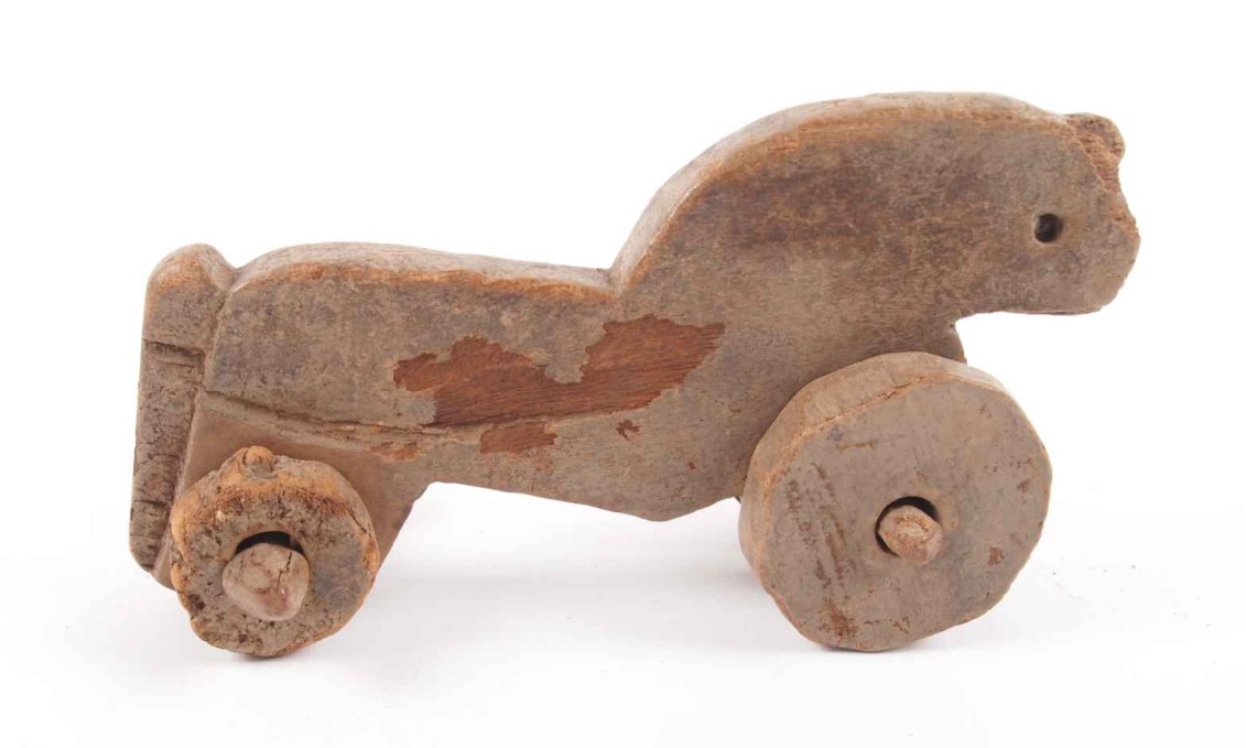 DrJEBall's tweet photo. A wooden toy horse on wheels, from #Roman Egypt. It is somewhere between 1700 &amp; 2000 years old but looks like something you could find in a toybox today - a perfect illustration of the timeless nature of some children's toys! (📷 Grand Rapids Public Museum) #RomanArchaeology https://t.co/a3UqKVJND1
