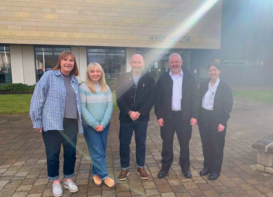 SRConsortium's tweet photo. The SRC team have just had a brilliant time at HMP Perth attending our first Peer Support #RecoveryFromWithin graduation ceremony π Excited to see where we go from here.
@scottishprisons
#recovery #recoverist https://t.co/DOXizbJawl