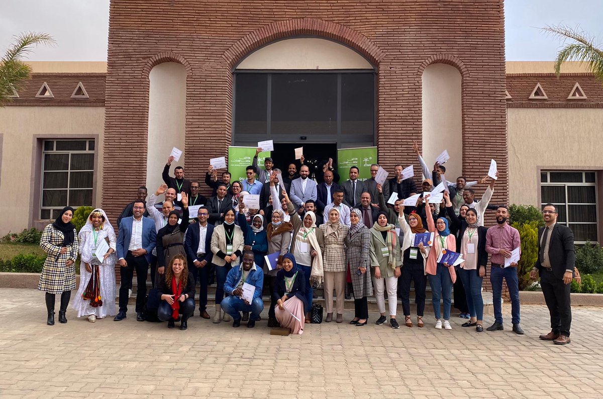 EnabelauMaroc's tweet photo. Clôture en beauté du premier #hackathon des zones oasiennes à #Bouarfa, organisé par le #PAGIE, #AJI, et leurs partenaires, avec une présentation de tous les projets
👏🏻 Bravo à tou·te·s les participant·e·s pour le travail accompli et la qualité des projets !
#EnablingChange #SDGs https://t.co/hcN2u2hca6
