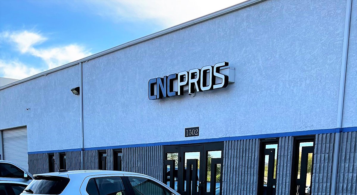 FactoryWiz's tweet image. Stop by the CNC Pros showroom for the open house today and tomorrow in #Phoenix. Meet our specialists and see live applications of @FactoryWiz Monitoring.

10am-6pm. BBQ Lunch will be served March 30-31, from 11am-2pm. Food, Beer, Raffles, Giveaways... #Arizona #OpenHouse #CNC