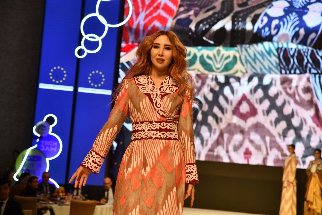 EUSR_CA's tweet photo. #EU #SWITCHAsia promoting sustainable fashion in #Tajikistan and #Uzbekistan @EU_Tashkent @EUinTajikistan https://t.co/LChEsEVR9b