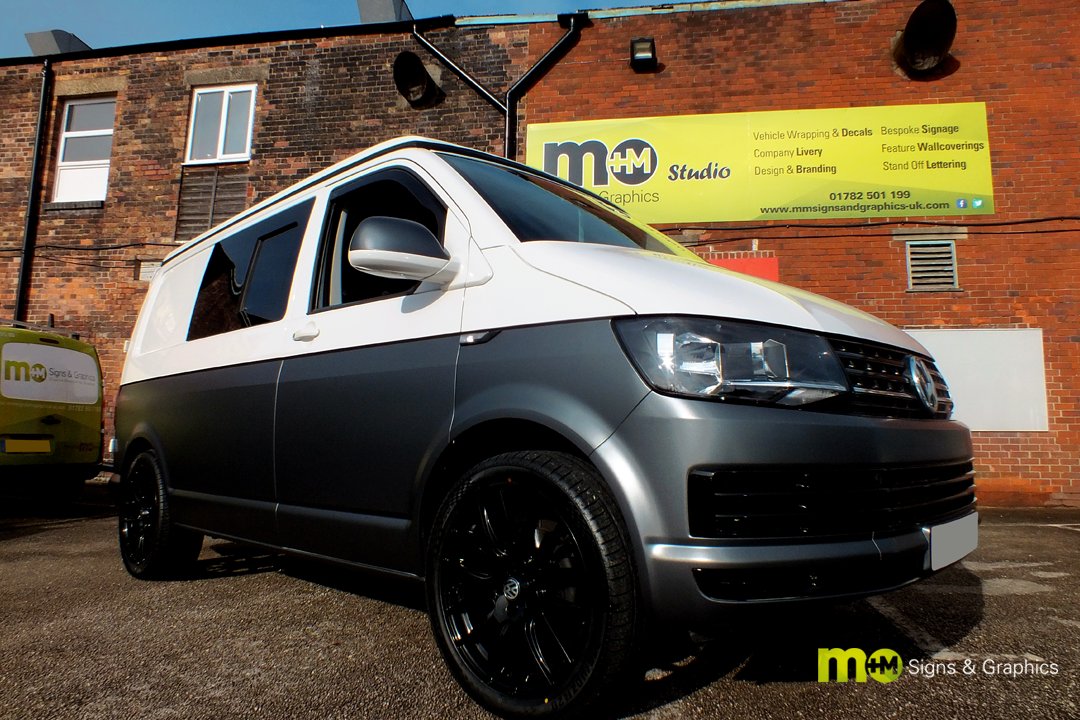 MMSignsGraphics's tweet photo. #WrappingWednesday
This VW Transporter part wrap looks great with this Charcoal part wrap, completely transforming the look of the van into something unique π€©
#Halfwrap #Vinyl #Charcoal #VW #Transporter https://t.co/zleeYLzdQ9
