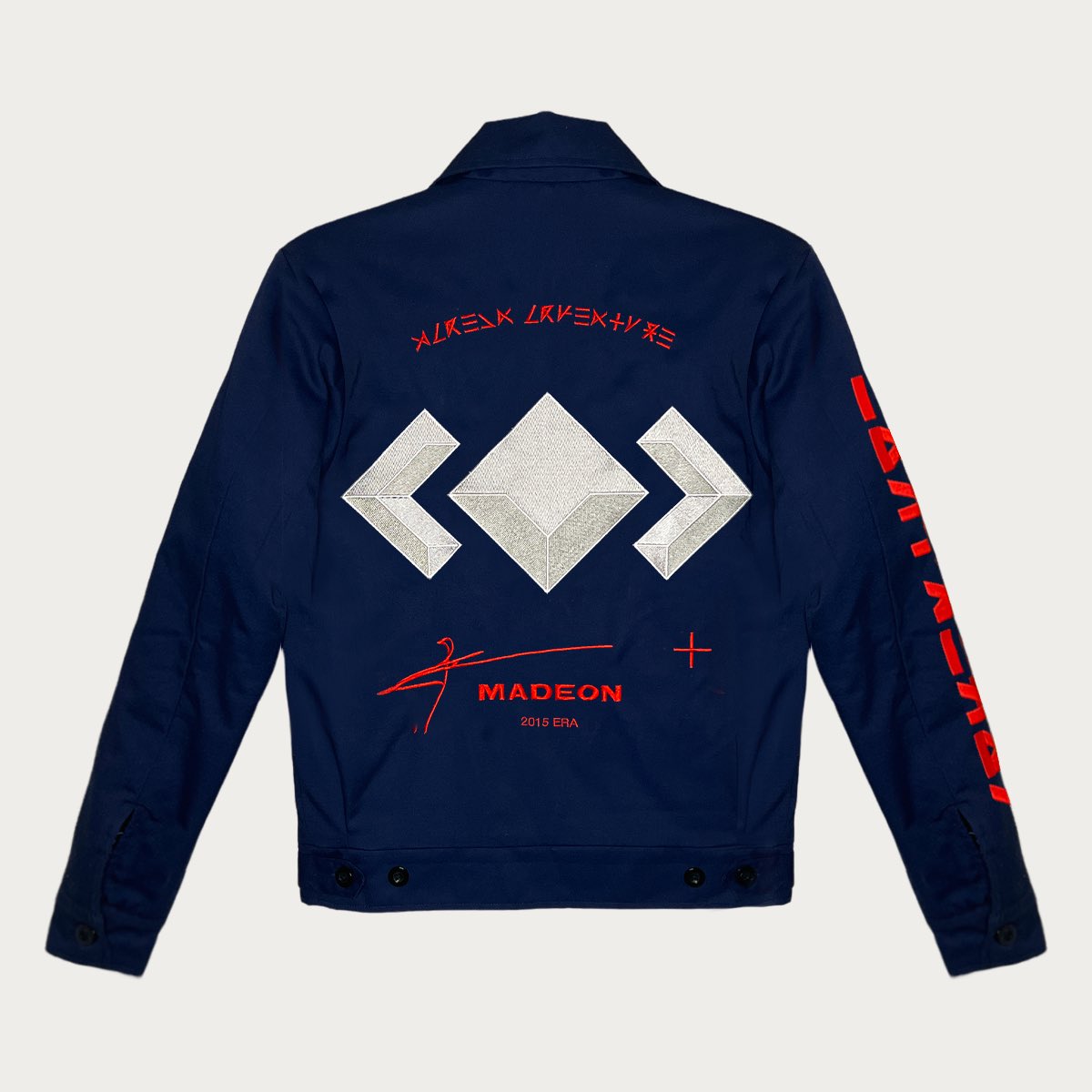 madeon's tweet image. ADVENTURE WORK JACKET

Quilted lining, fully embroidered design.

madeon.store