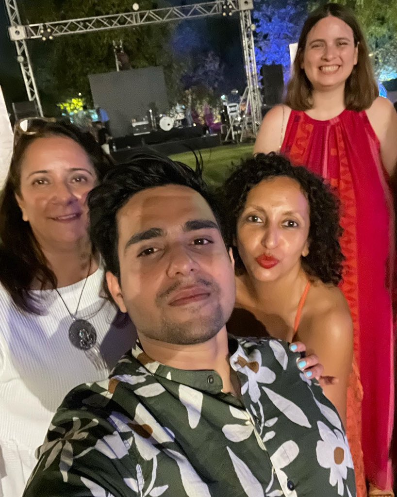 iakash29's tweet photo. About last night……

During the formal inauguration of #BonjourIndia at the residence of @franceinindia. 

Under Bonjour India, @franceinindia, @ifiofficiel and @alliancefrdelhi will organise 100+ events in 19 Indian cities. https://t.co/nZFpy45LJh