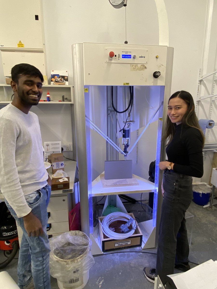 TangeUK's tweet photo. MArch architecture students @ACEatUEL @UEL_News 3D printing a cavity wall in clay to model its structural and thermal behaviour.
#BeTheChange
#PrintedBuilding https://t.co/MGOhqrsTjV