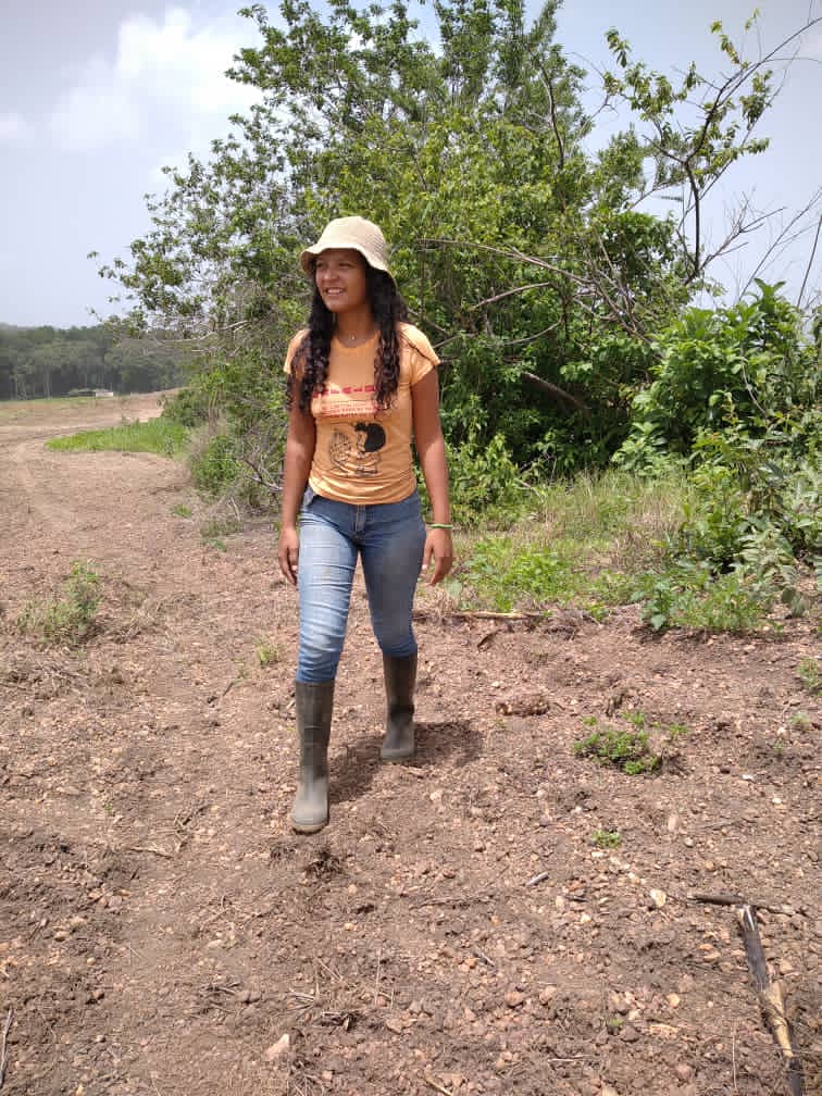 Lamujerhablan's tweet photo. #30Mat ||Hoy es día Internacional de las Mujeres Trabajadoras del hogar. Que también trabaja la producción desde sus hogares y la Comuna @BonillaComuna, dice mil respeto y reconocimiento a todas las mujeres
➡️ #VamosConTodo
➡️ #MujeresDelMundo 
#ManosProductivas @VocesUrgentes https://t.co/MqfgqKu1Xc