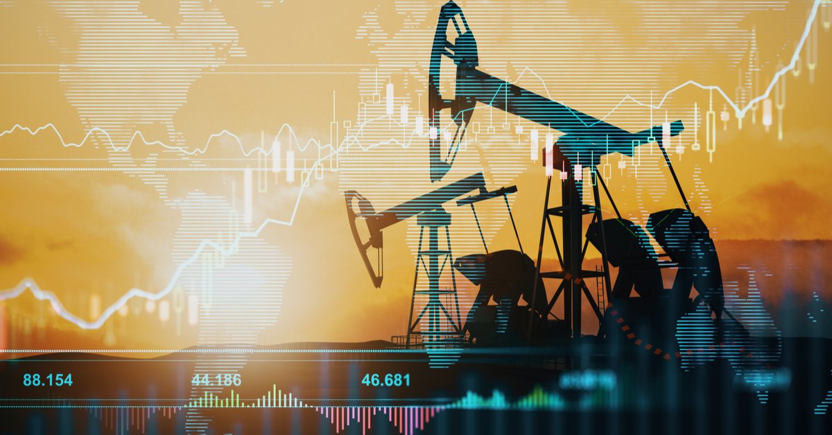 CambridgeEcon's tweet photo. Our latest scenario analysis using #E3ME reveals 3 major macroeconomic impacts of sustained high oil and gas prices on the global economy.

@jon_stenning unpacks these insights, with a particular focus on the UK, EU27 and U.S. 

Read more here 👉 https://t.co/2yKtu6isAY https://t.co/G58fVxmoj6