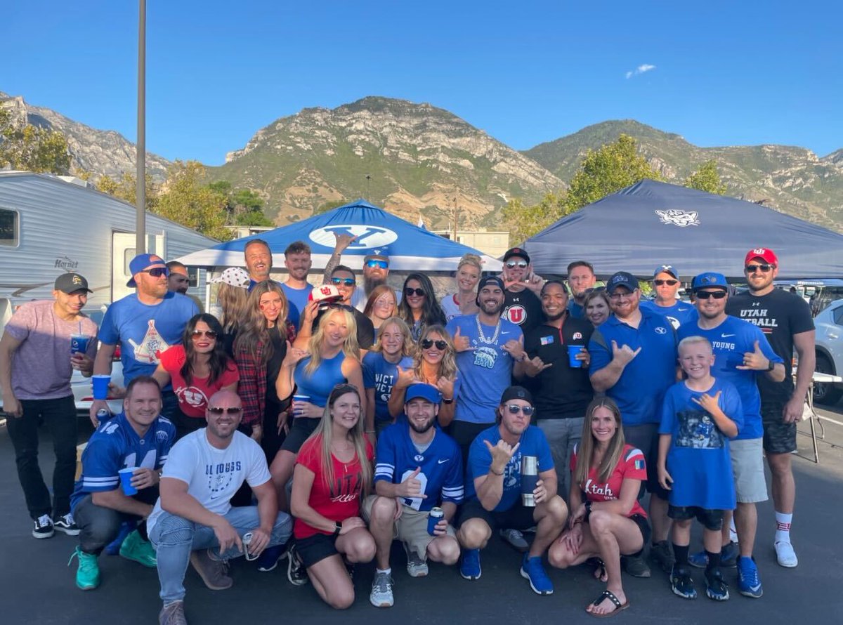 BooznCoug's tweet photo. After a great make believe conversation with Coach
@kalanifsitake, I have made the decision to commit to the 2022 @BYUfootball Navy & Royal Alumni Game tailgate!
Me and the #BoozinCougs crew will be there tomorrow afternoon enjoying the day and game. Come thru! #BYuTailgateCrew https://t.co/fJGmUS37nZ