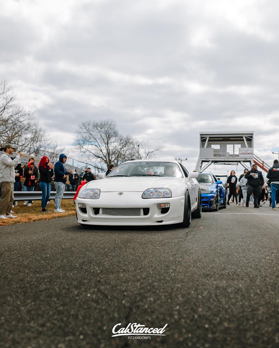calstanced's tweet photo. 2 JDM Rivals. Which one are you picking the Supra or Nissan GTR R34 https://t.co/6NEozzTYRq