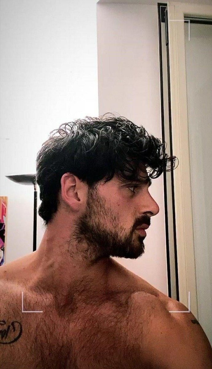 damiendammy's tweet photo. minhas fotos favoritas que eu tirei do meu lobão ♥️ https://t.co/9EjgeQSda7