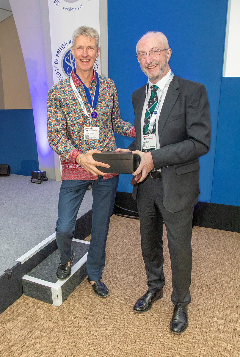 The_SBNS's tweet photo. A great start to the SBNS Spring Meeting here in Cardiff with a superb lecture given by Prof. William Gray on Brain Repair, chaired by SBNS President Alistair Jenkins &amp; Host Ravi Nannapeneni

#SBNSCARDIFF2020 https://t.co/JpHaankKLH