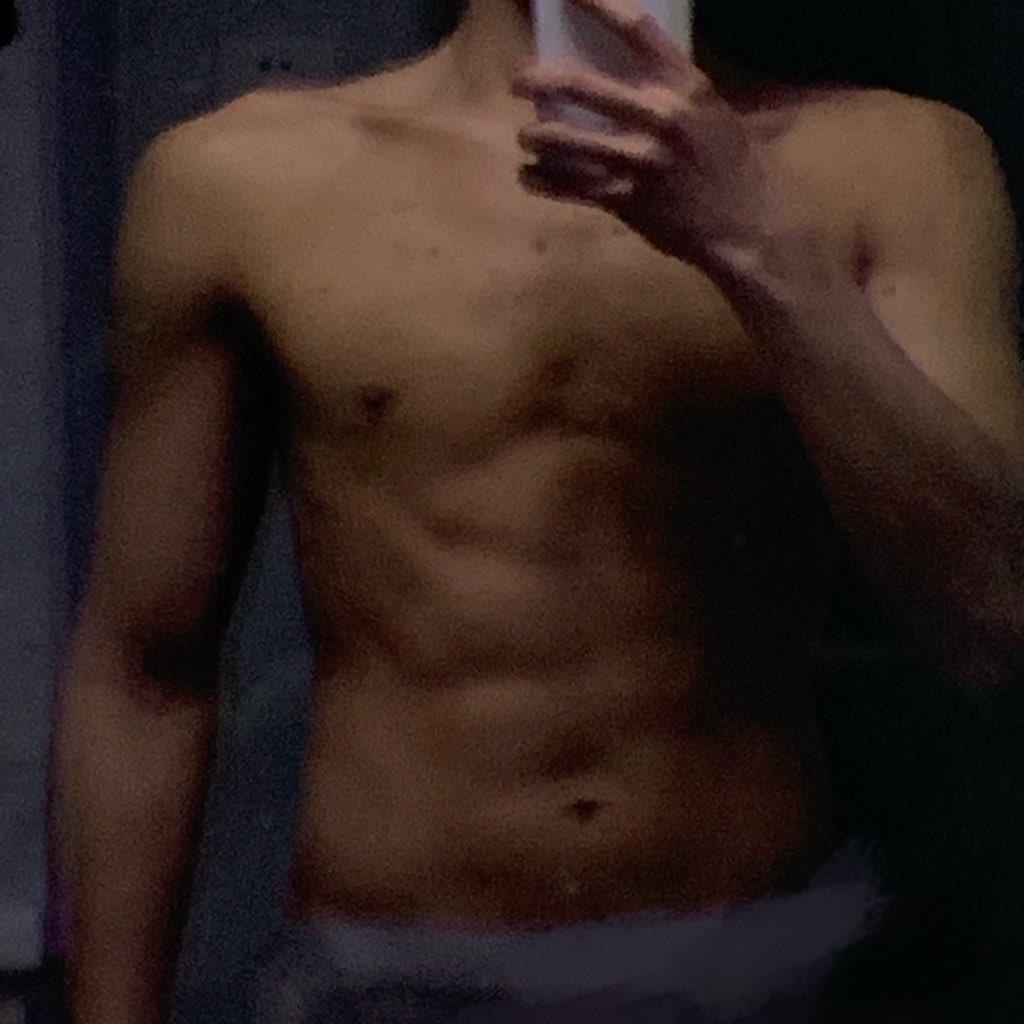 在家憋住了 疫情好点以后要几回合？
健身房都关了