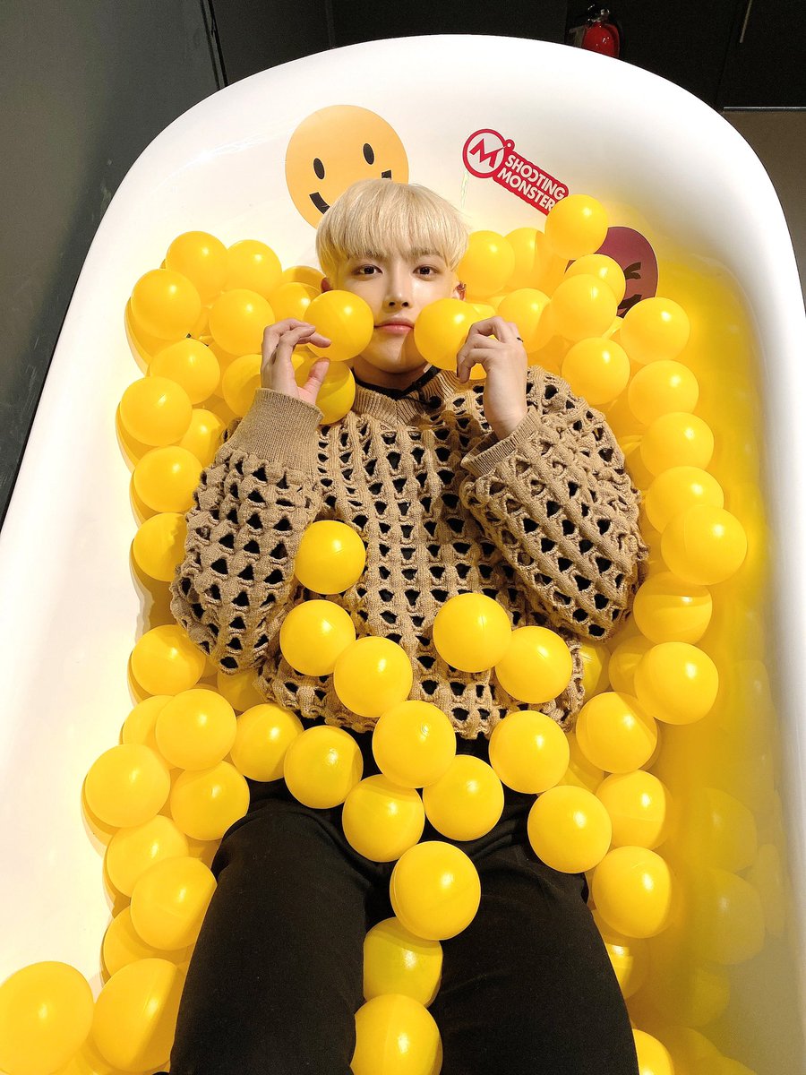 무등 tweet media