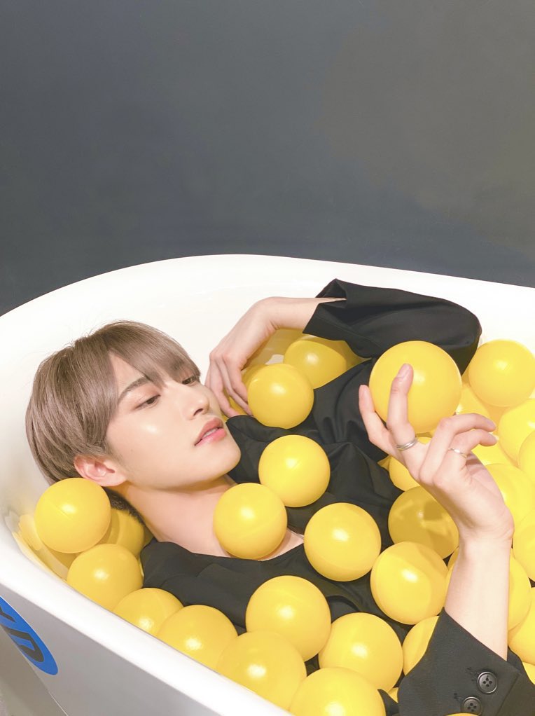 무등 tweet media